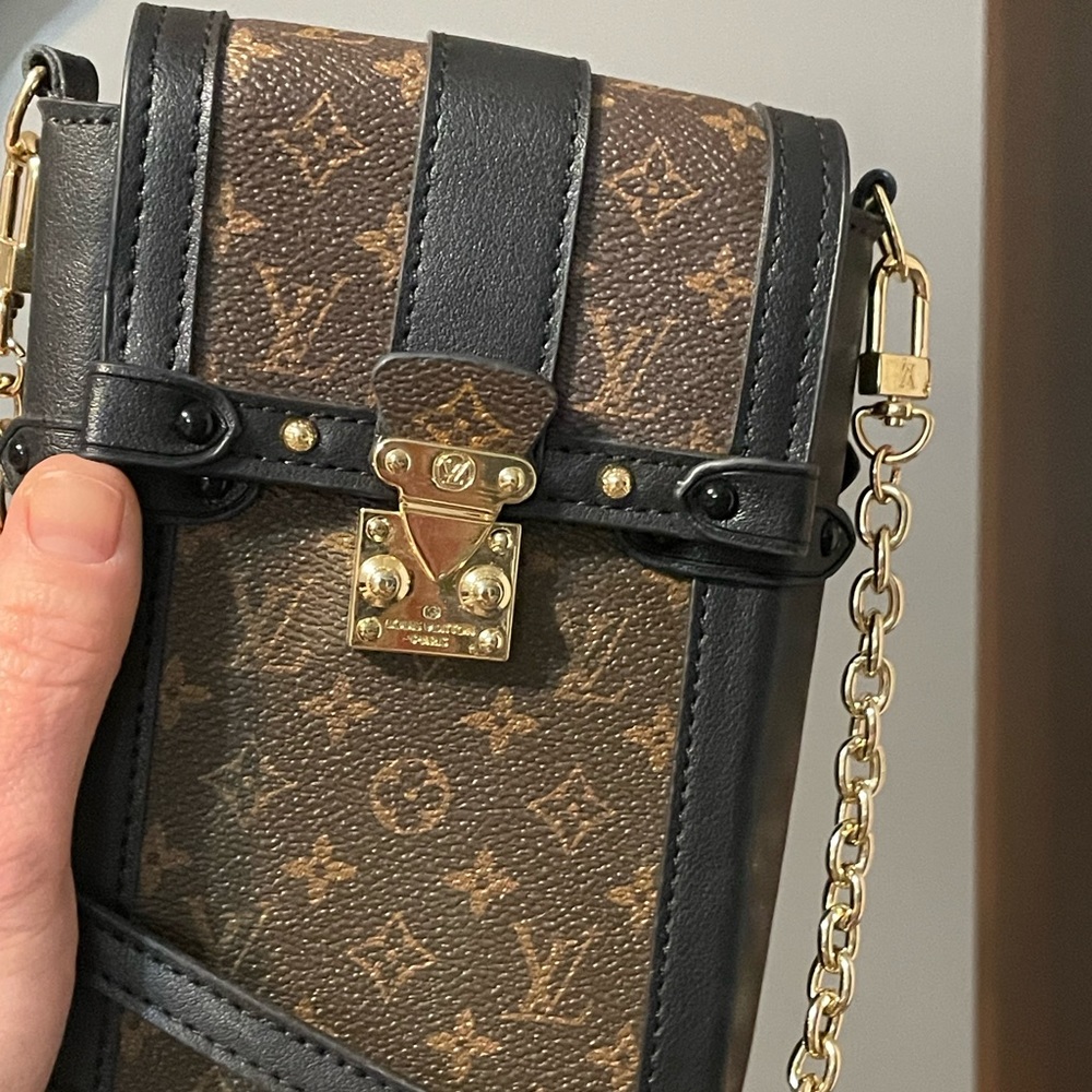 Brown inspired bag, with Crossbody strap